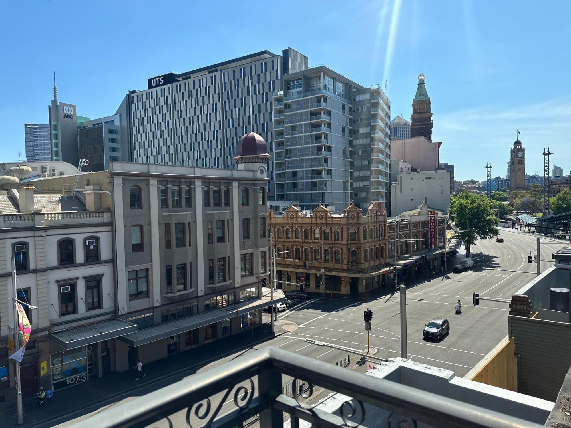 Sydney Riseon Hotel ภายนอก รูปภาพ